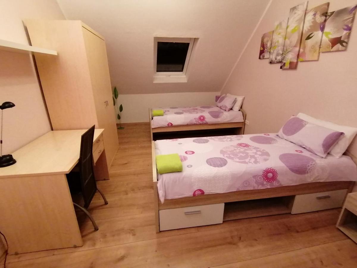 Ferienwohnung In Mayen Exteriör bild
